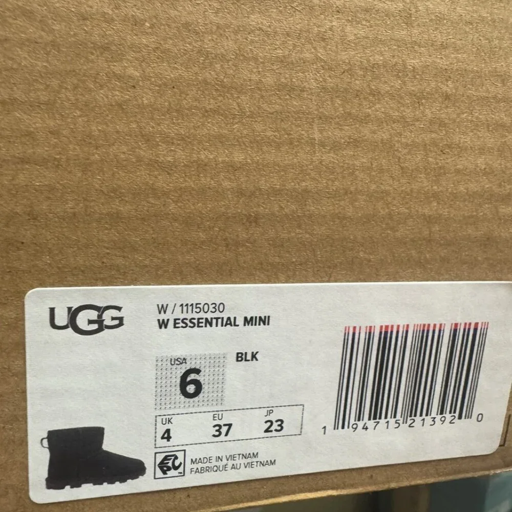 UGG like new